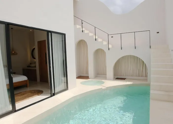 Noah Village Bali Villa *