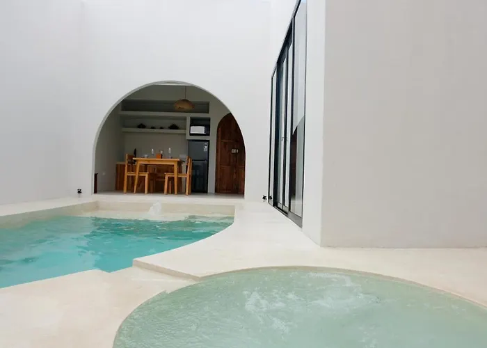 Villa Noah Village Bali
